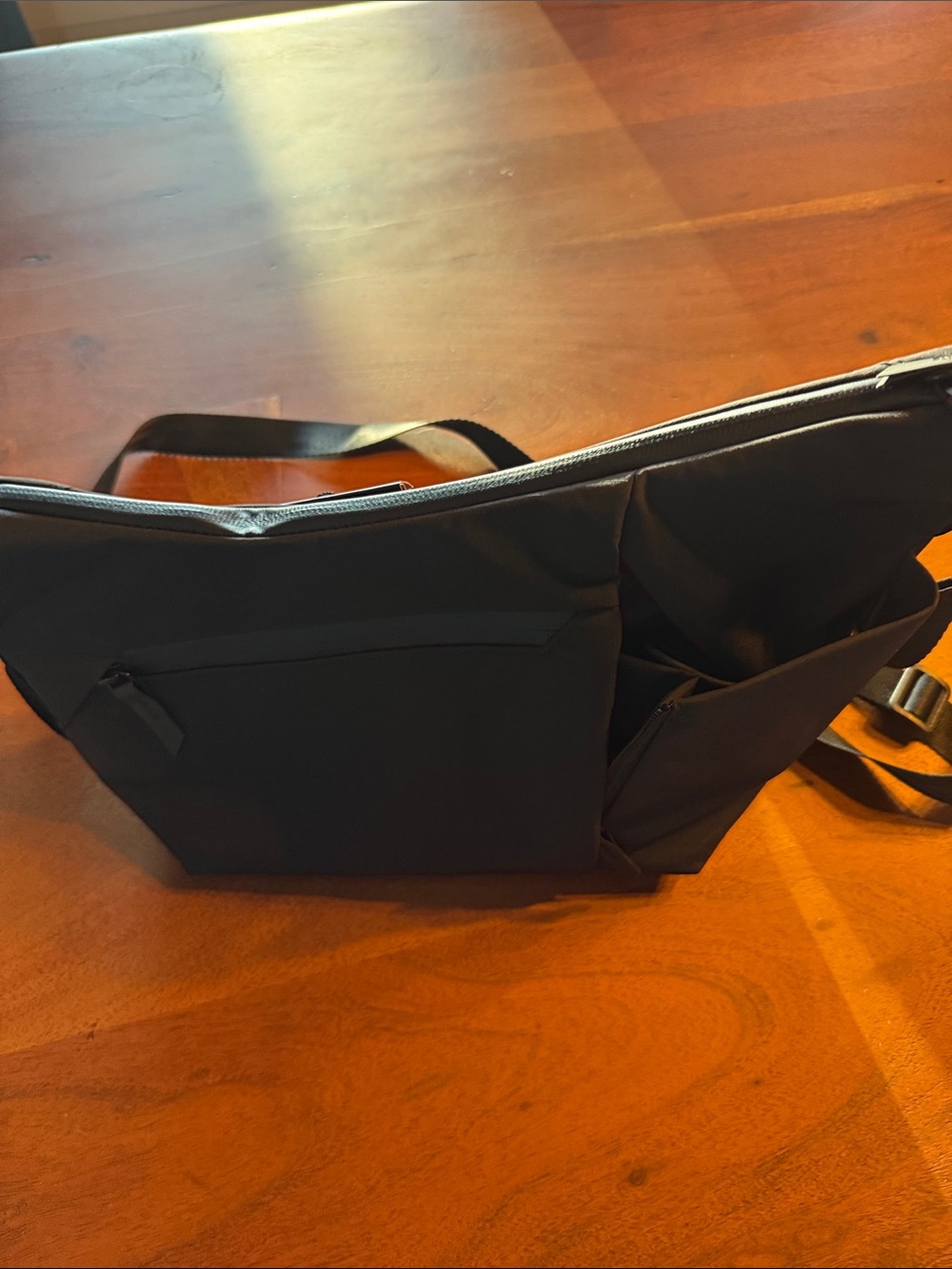 ALPAKA Flow Satchel 4L Black Axoflux 210D Crossbody Sling Bag NWT EDC Travel - Picture 11 of 11